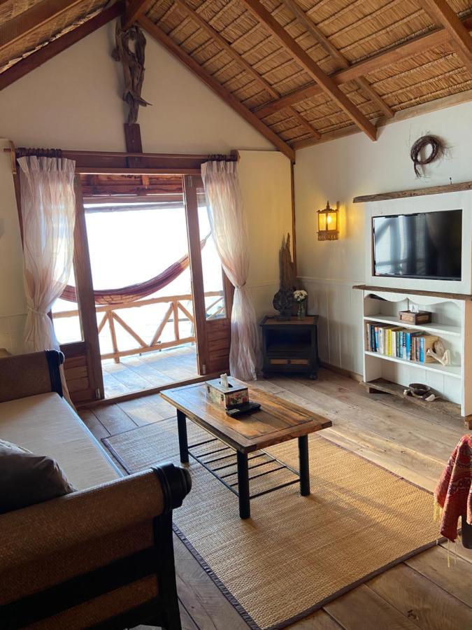 Castaway Beach Bungalows Srithanu Bagian luar foto