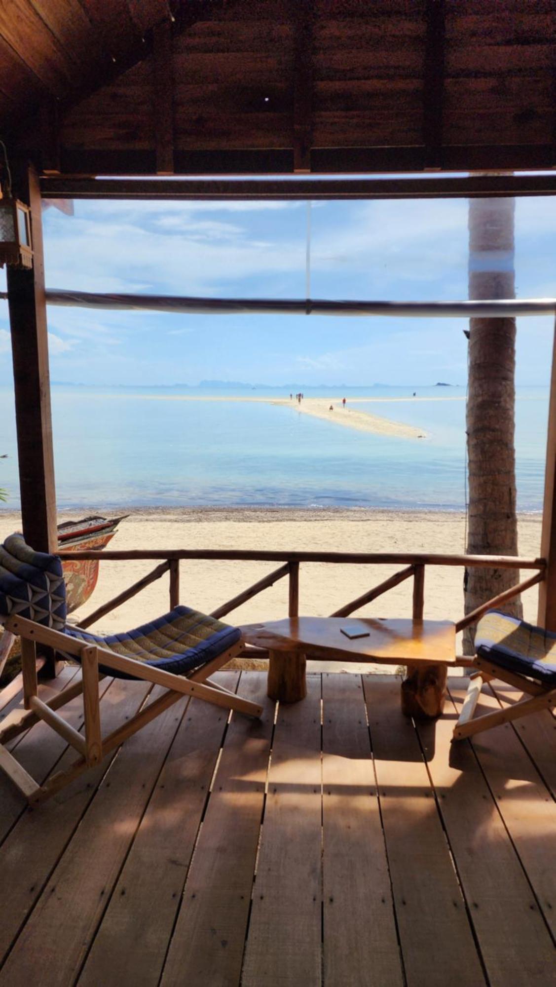 Castaway Beach Bungalows Srithanu Bagian luar foto